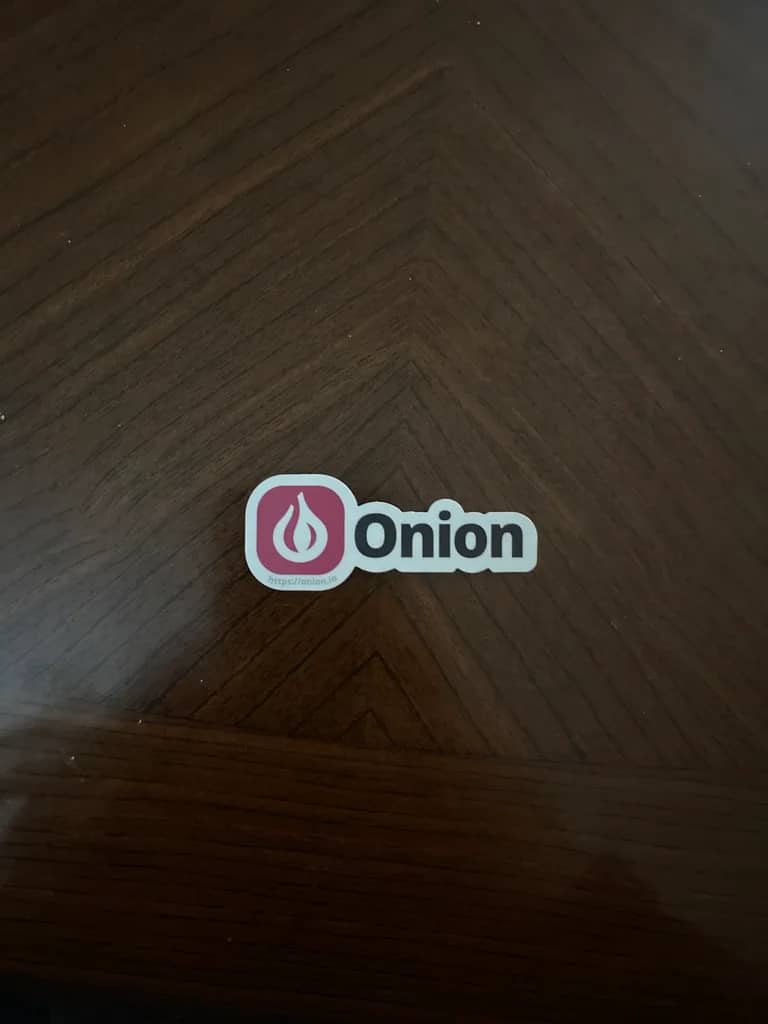 Onion - Logo & Text